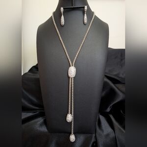 #57. TRENDING! LARIET! 80s CHICO'S Silver Lariet Earring Set